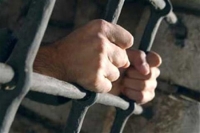 Бишкекте жарабаган авиабилеттерди сатууга шектелип 31 жаштагы шаар тургуну кармалды