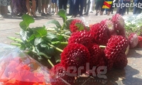 Бишкекте Москвадагы өрттөн каза тапкан Кыргыз өлкөсүнүн жарандарын эскерүү иш-чарасы болуп өттү