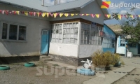 Алай районунун Гүлчө айылында 90 бала ижарага алынган турак үйдө тарбияланат