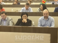 Чолпон Жакупова: "Жогорку Кеңеш президентти элден жогору койду"