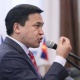 Каныбек Иманалиев: "Дагы 5 жыл өмүрү бар Конституцияны бүгүн көмүп салдык"