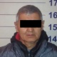 Бишкектеги полиэтилен баштыгына заара ушаткан акча алмаштыруучу жайдын кызматкери административдик жоопкерчиликке тартылды