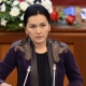 "Өкмөттүн авиакырсыктан жабыркандарга 70 миң сомдон эле сунуштаганы уят, 1 миллион сомдон бериш керек" дейт Аида Салянова