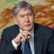 Боинг кырсыгы: Алмазбек Атамбаев жабыркагандар менен жолугат. Журналисттер чакырылган жок