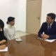 Клара Алибекова белгисиз адам аны зордуктоого аракет кылганы жана милиция кызматкерлери тарткан видео боюнча акыйкатчы менен жолугушту