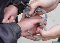 Ысык-Көлдө милициянын майору бир адамды сабап, анын 55 жаштагы аялын зордуктады деген шек менен кармалды