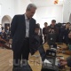 Адахан Мадумаров добуш берүүгө уулу менен келди. Эгер утулуп калса, кандай кадамга барарын айтты (фото)