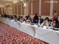 Бишкекте медициналык калдыктардын адамдарга жана жаратылышка тийгизген кесепетин жоюу боюнча семинар өтүүдө