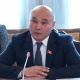 Данияр Төлөнов Жогорку Кеңештин вице-спикерлигинен кетти