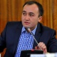 Депутаттар Илим Карыпбековдун парламент комитети тууралуу жазган билдирүүсүнө нааразы болушту