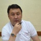 Текебаевдин жактоочусу Канат Хасановдун үйүнө түндө белгисиз адамдар кирди