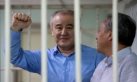 Текебаев менен Чотоновдун иши бүгүн Жогорку Сотто каралат