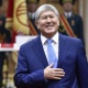 Экс-президент Алмазбек Атамбаевге "Кыргыз Республикасынын Баатыры" эң жогорку артыкчылык даражасы ыйгарылды