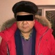 Жерде жаткан баласын тепкен ата жумушунан бошотулду