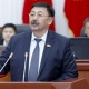 Депутат Токторов жыйынга келген министрликтердин өкүлдөрү депутаттардын суроолоруна толук кандуу жооп бербей жатышканын айтты