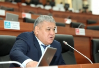 Депутат: "Бишкек-Ош аба каттамдарына билет баасынын өздүк наркы 1200-1800 сом"