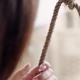 Таласта дагы бир окуучу кыз өз жанын кыйды