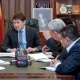 Сапар Исаков мамлекеттик жөлөк пул боюнча жумушчу кеңешме өткөрдү