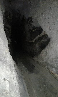 Баткен облусунда шахтада көмүр казып жаткан 38 жаштагы адам газга ууланып каза болду