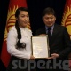 Сапар Исаков Түркмөнстанда өткөн жабык имараттагы Азия оюндарында ийгиликке жеткен спортчуларды сыйлады