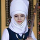 Белгилүү фольклор ырчысы Эльзар Өскөнбаева кыздуу болду