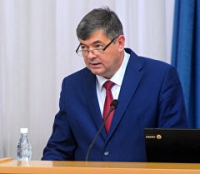 Олег Панкратов вице-премьер-министрликтен кетиши мүмкүн. Себеп: парламентке келбей жатат