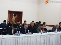 Өмүрбек Текебаев: "Шайлоо таза өтүш үчүн Атамбаевдин мураскери болбош керек"