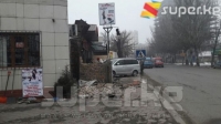 Бишкекте мыйзамсыз курулуштарды бузуу иштери уланууда