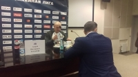 Белоруссиялык журналист убадасын аткарып, гезиттин барактарын жеп салды