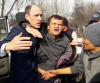 Орусия элчилиги: "Жол кырсыгына себепчи болгон кызматкер Бишкекте, ал эми унаанын ичиндеги экинчи адамдын кайда экенин билбейбиз"