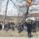 Базар-Коргон районунда Өмүрбек Текебаевдин бошотулушун талап кылып, жергиликтүү эл чогула баштады