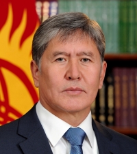 Президент жалпы аялзатын Эл аралык аялдар күнү менен куттуктады