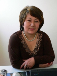 ЖЫЛНААМА, 20-МАРТ: "Жыландын сүйүүсү", "Канат менен Зарина" чыгармаларынын автору, акын Жыпар Исабаева 50 жашка толду