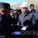 Өзгөн районунда жер көчкү басып калган үй-бүлөгө өлкө башчынын атынан 100 миң сом жардам берилди