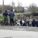 Кара-Балтада катуу ылдамдыкта бара жаткан жеңил автоунаа жолдон чыгып кетип, аңга түшүп кетти