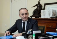Илим Карыпбеков: "Мен эркекмин, дайыма эркек болуп келгем, ар бир сөзүмө, кадамыма жооп берем"