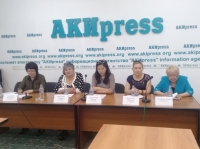 Циркке караштуу конок үйүнүн жашоочулары: "Укугубуз тебеленип жатат"