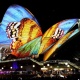 Сиднейде Vivid Sydney фестивалы башталып, шаар ичи өзгөчө жарыктандырылууда