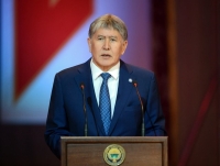Алмазбек Атамбаев: "Азыркы Кыргыз армиясынын саны да, сапаты да өз мекенин коргоп калганга жетиштүү"