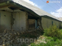 "ЭЛДИК КАБАРга" жооп: Ат-Башы. Кара-Коюн айыл өкмөтү: "Эски мектепти бузууда мораторий тоскоолдук жаратууда"