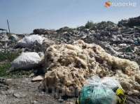 Сокулукта 50 жылдан бери пайдаланып келген таштанды таштоочу жайды чиновниктер жаба албай жатышат (фото)