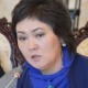 Фракциянын жыйынына 1 айдан бери катышпай жаткан Жылдыз Мусабекова пленардык жыйынга келди