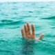 Москвада сууга чөгүп каза болгон жигиттин сөөгү мекенине жеткирилип, жерге берилди