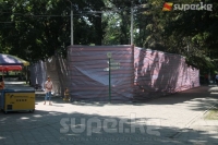 ӨКМ: "Бишкектеги кафелердин биринде газ баллон жарылып, имараты күйүп кетти"