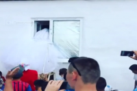 ЭЛДИК ВИДЕО: Үйгө терезеден кирген жаңы келин