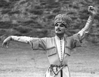 ЖЫЛНААМА, 15-ИЮЛЬ: Мындан 93 жыл мурун СССРдин Эл артисти Махмуд Эсамбаев туулган