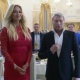 Ырчы Николай Басков орус алып баруучусу Виктория Лопырёванын колун сурап, чечен президентинен күбө болууну өтүндү