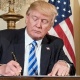 Трамп Орусияга санкцияларды киргизе турган мыйзамга кол койду