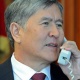 Атамбаев менен Путин эки өлкөнүн кызматташуусу тууралуу телефон аркылуу сүйлөшүштү