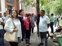 Текебаев менен Чотоновдун сотунда жактоочулар менен соттун ортосунда пикир келишпестик чыкты